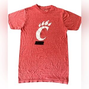 Cincinnati Bearcats Women’s Vintage feel Tee shirt size S